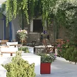 Hotel Captain Manolis Parikia (Paros)