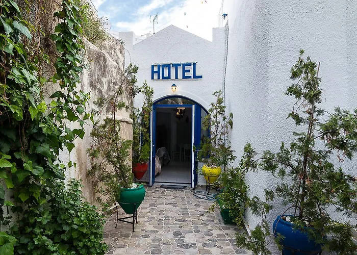 Captain Manolis Hotell 2*