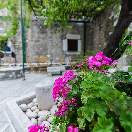 Captain Manolis Hotel Páros