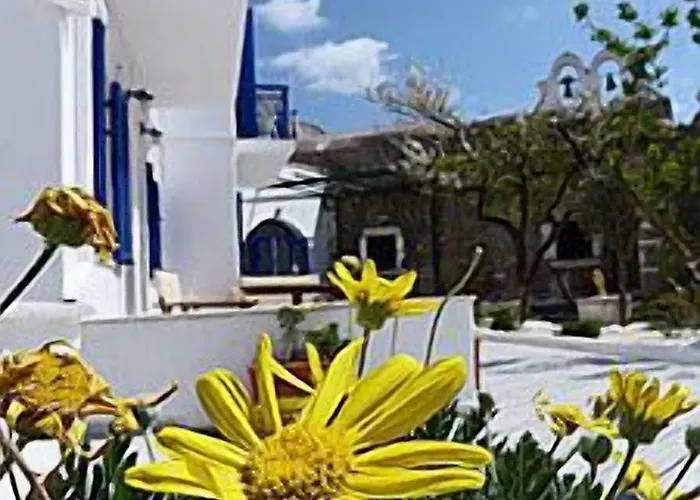 Captain Manolis 2* パロス島